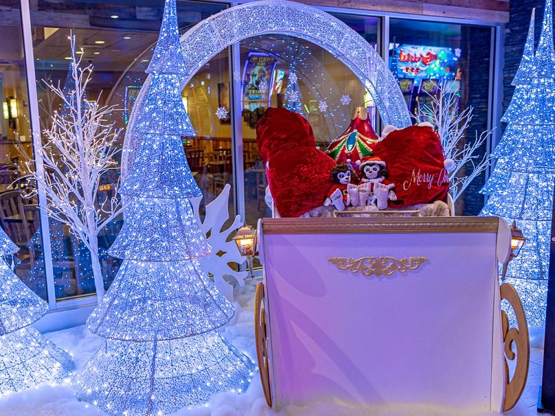 Seven Feathers Casino Resort Is Hosting A Holiday Wonderland In November and December In Canyonville Oregon