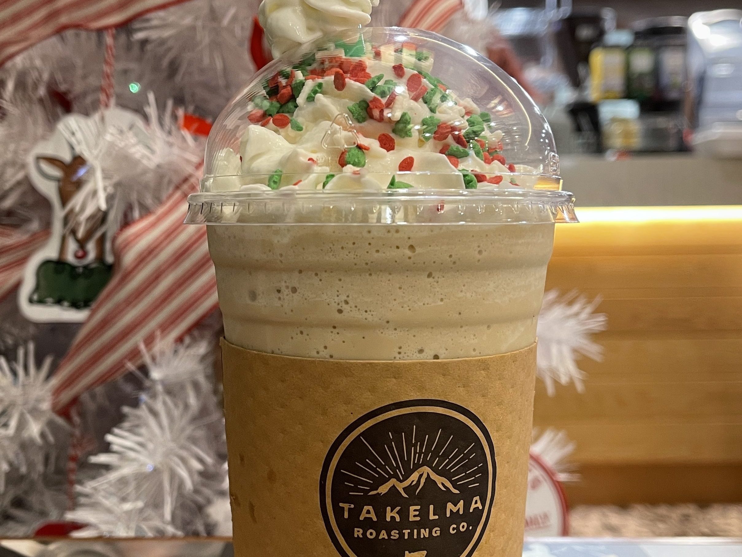 Seven Feathers Casino Resort Offers Holiday Treats, Decorations, and Exciting Promotions In Canyonville Oregon This Holiday Season